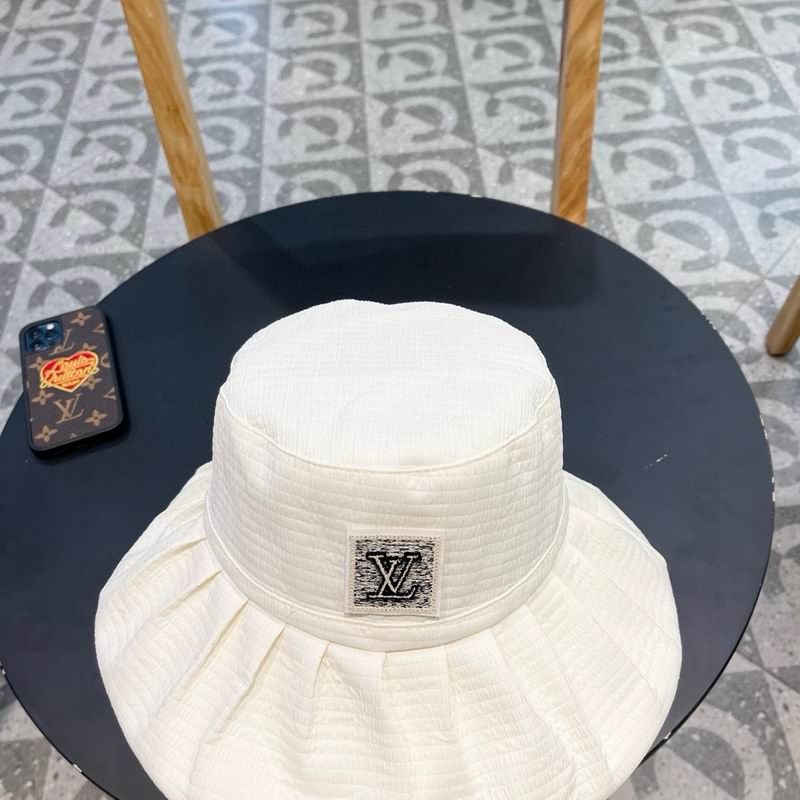 LV hat (35)